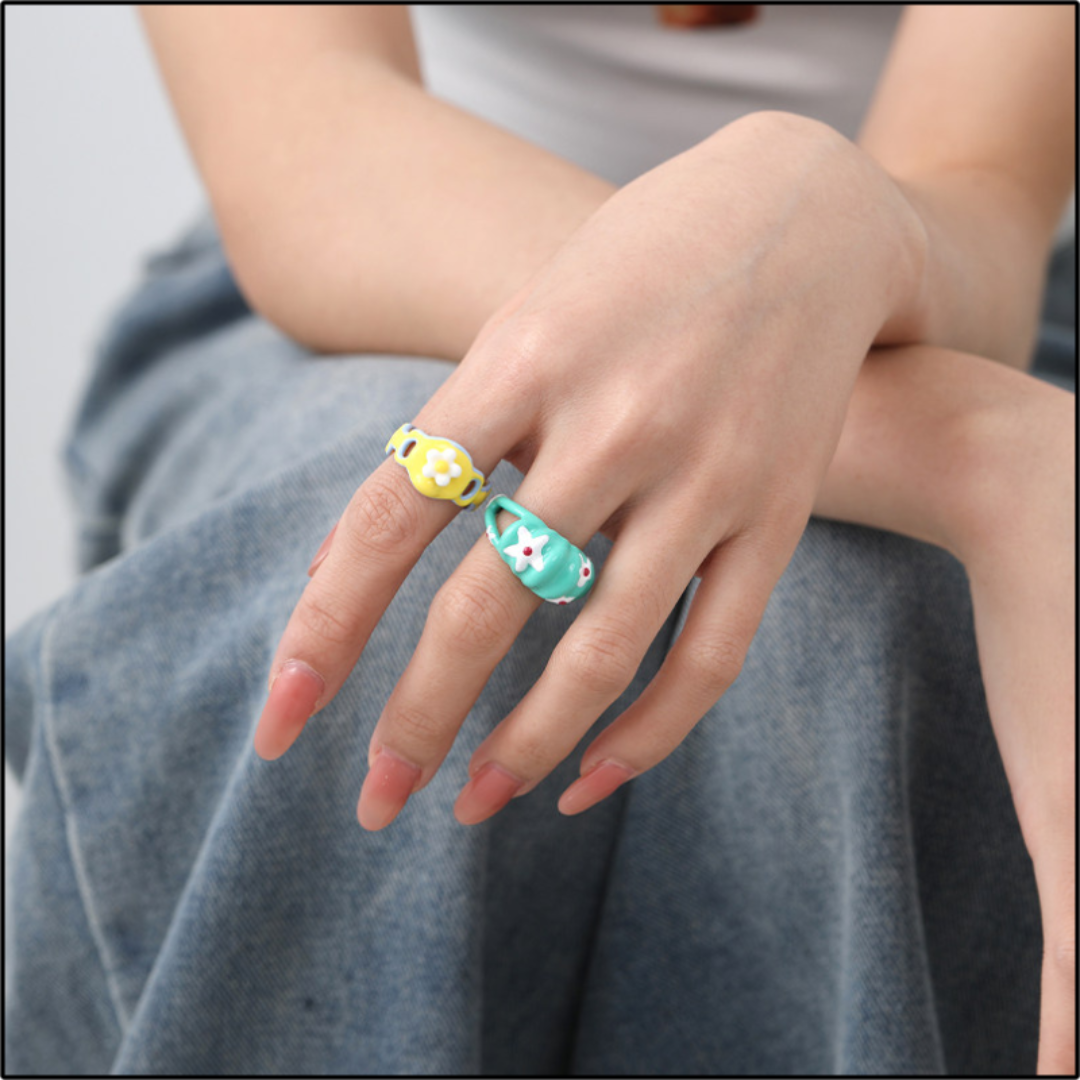 Sunny Daisy Ring