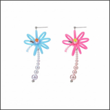Palm Drop Earrings