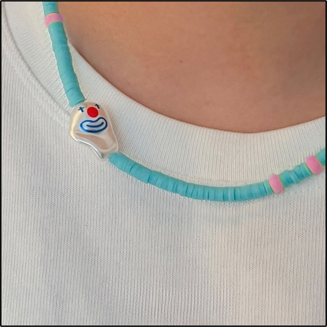 Peekaboo Necklace